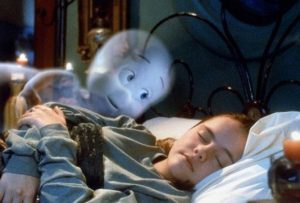 Lee más sobre el artículo Películas de fantasmas que tienes que ver (recomendaciones para todas las edades) 👻​