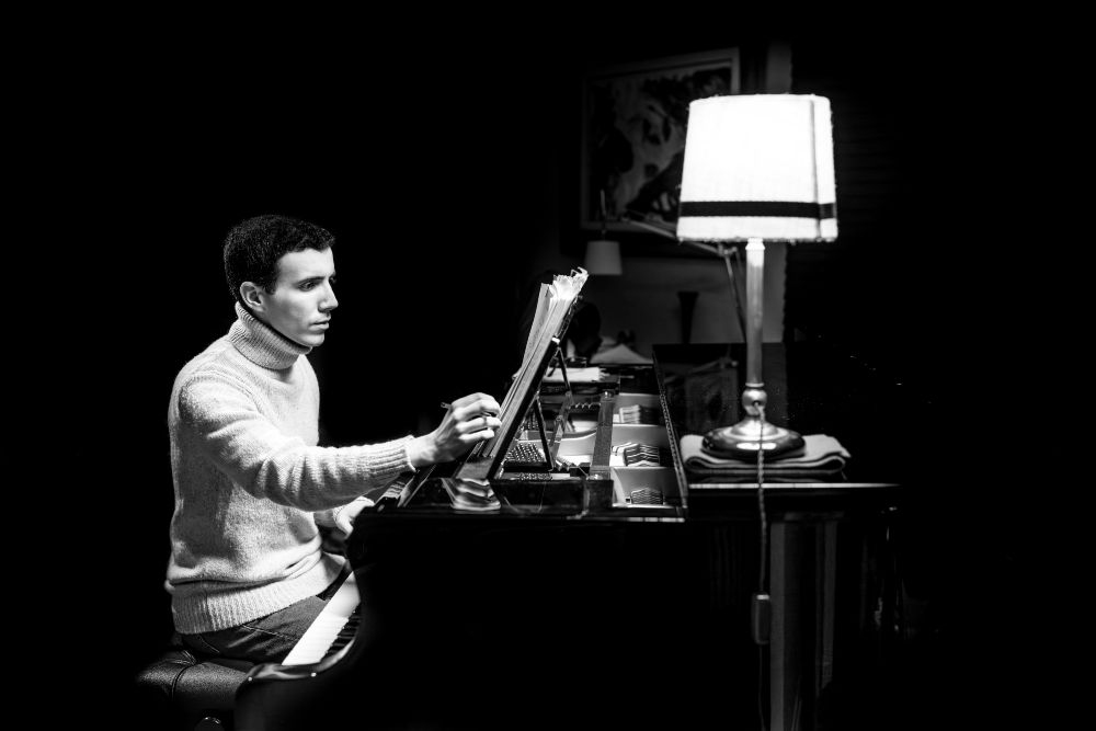 Lee más sobre el artículo Entrevista a Miguel Berzal de Miguel, un artista polifacético